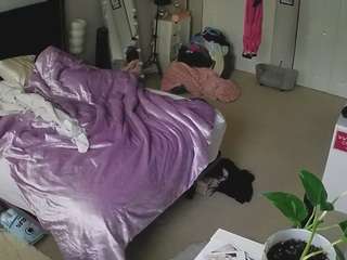 voyeurcam-house-charleys-room