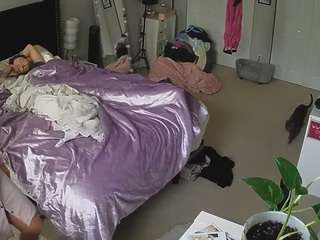 voyeurcam-house-charleys-room