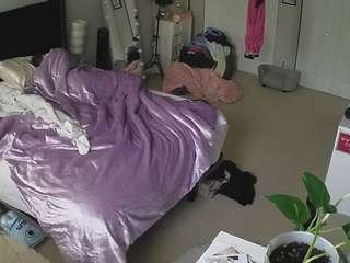 voyeurcam-house-charleys-room