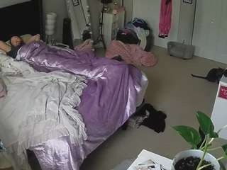 voyeurcam-house-charleys-room