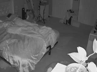 voyeurcam-house-charleys-room