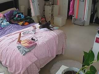 voyeurcam-house-charleys-room