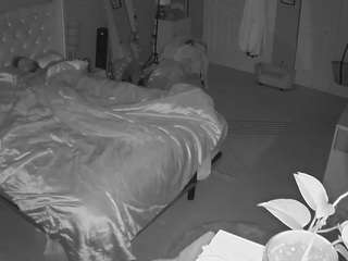 voyeurcam-house-charleys-room