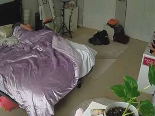 voyeurcam-house-charleys-room