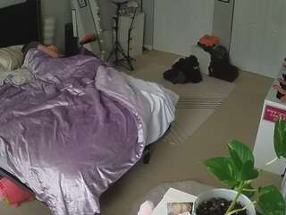 voyeurcam-house-charleys-room