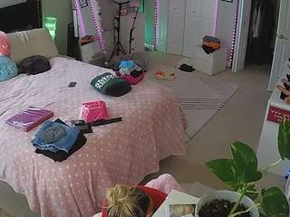 voyeurcam-house-charleys-room