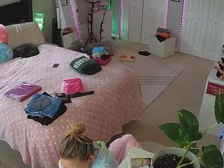 voyeurcam-house-charleys-room