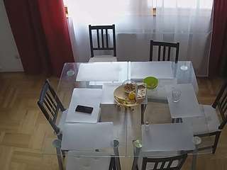 voyeurcam-julmodels-dining-2