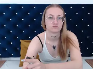 AlexaHorny's live chat room