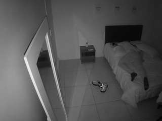 voyeurcam-jb-room-1