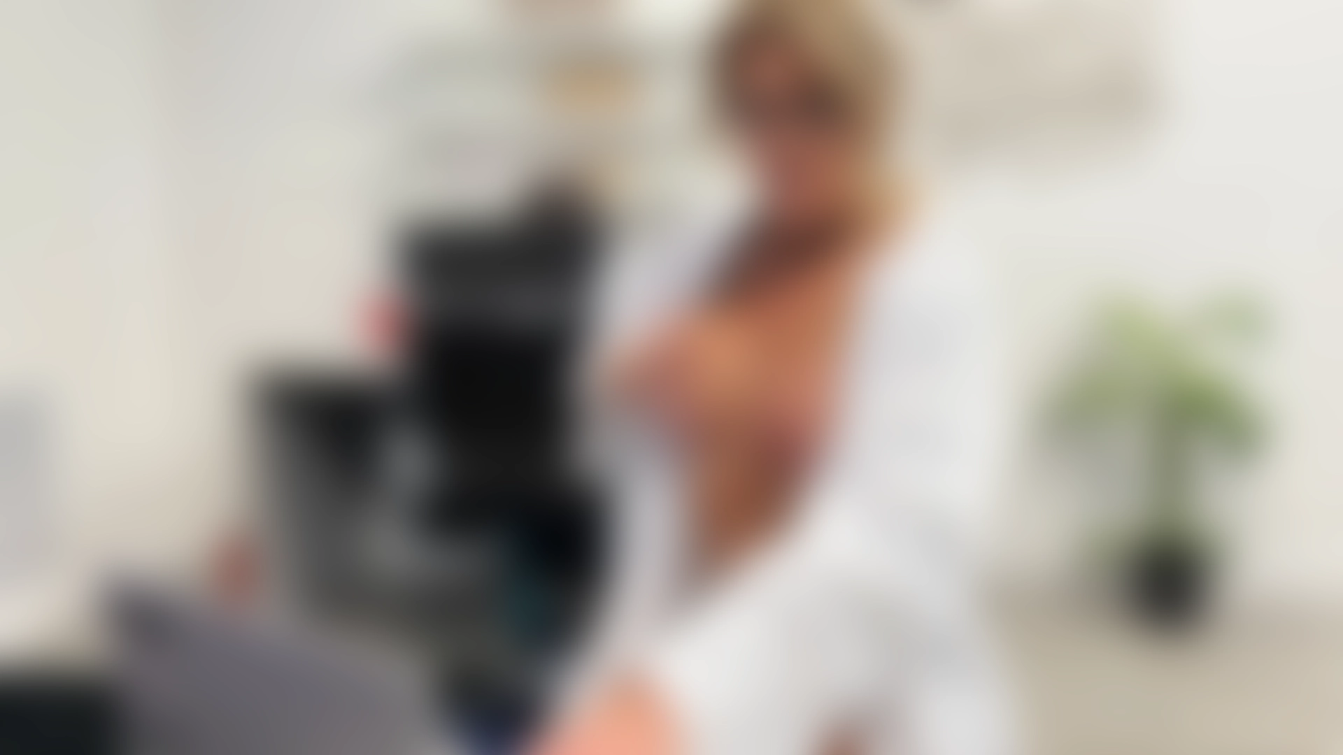 Camsoda - Cali Carter rides her dildo till she orgasms