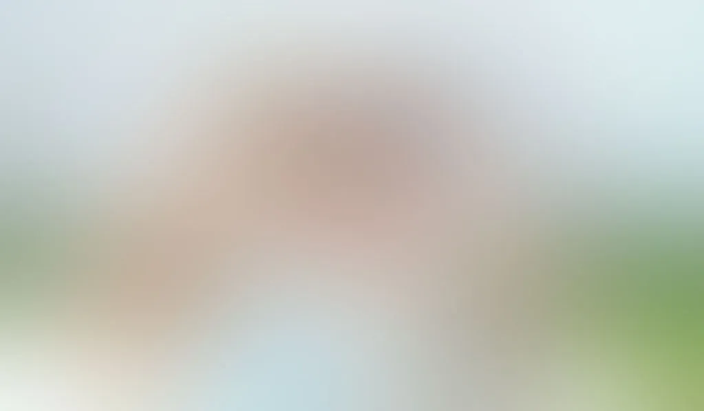 Sexy Thick MILF Stuffs All Her Holes - Anal And Vagina Masturbation - Facial Cosplay