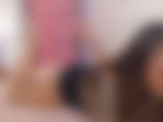 Live cam show with Charley Hart - Pornstar MILF on friskycurves.com