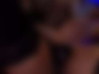 heidicox's Live Sex Cam Show