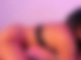 NinaPetite MILF webcam performer live streaming