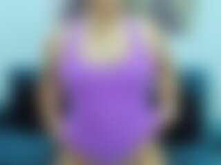 evelynmassy's Live Sex Cam Show