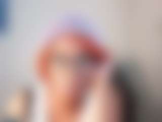 Goddess RisQueJ's Live Sex Cam Show
