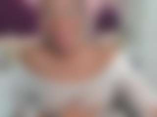Live cam show with erickscharlotte - Facial on chickslive.net