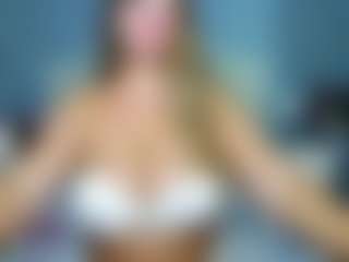 Live cam show with JessicaLove - Big Clit on Cam Slut