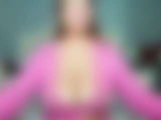 Live cam show with JessicaLove - Nails on CamClone