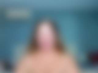 Live cam show with JessicaLove - Nails on Streamer API