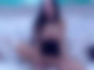Live cam show with sandrax - Gagging on sexylivex.com