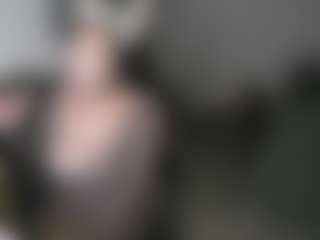 Live cam show with Mali J - Pornstar College on Pornisteam.com