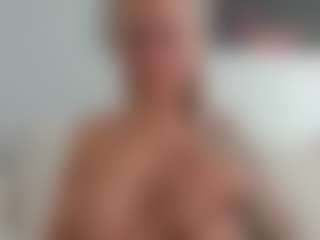Alicia's Live Sex Cam Show