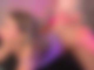 Live cam show with crystalcherr - Grey Eyes on Latina Girls