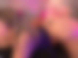 Live cam show with crystalcherr - Glasses on SquirtSoMuch