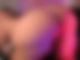 crystalcherr's Live Sex Cam Show