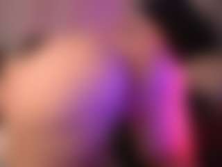 crystalcherr's Live Sex Cam Show