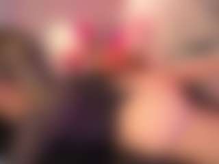 Live cam show with crystalcherr - Grey Eyes on Pornisteam.com