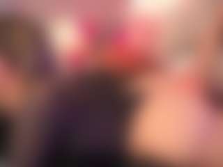 crystalcherr's Live Sex Cam Show