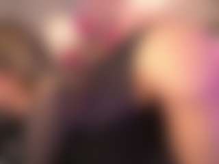 crystalcherr's Live Sex Cam Show