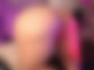 crystalcherr's Live Sex Cam Show