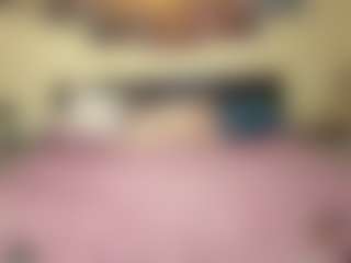 adellineee's Live Sex Cam Show