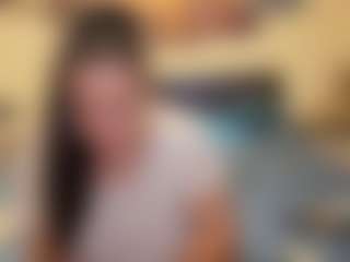 adellineee's Live Sex Cam Show