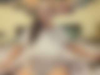 adellineee's Live Sex Cam Show