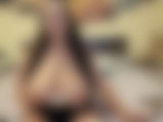 adellineee's Live Sex Cam Show