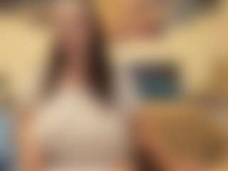 adellineee's Live Sex Cam Show