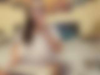 adellineee's Live Sex Cam Show