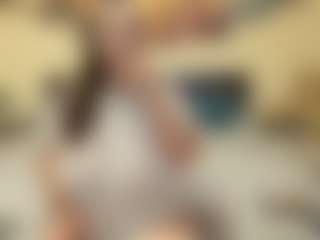 adellineee's Live Sex Cam Show