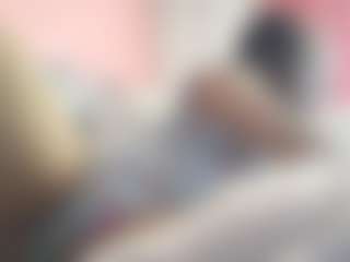 Live cam show with RueLynn Riot - Short on Ass Tok