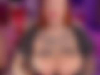 Live cam show with STRIPIRELLA - Brown Hair MILF on Camsoda