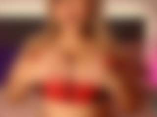 celiahenn's Live Sex Cam Show