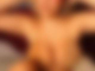 Live cam show with celiahenn - Brown Eyes Blonde Hair on Strip Flash - Live Sex Shows