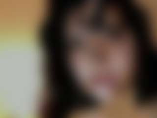 WowMature MILF webcam performer live streaming