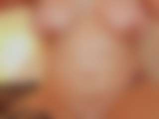 Live cam show with WowMature - Smoking on madthumbs