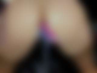Live cam show with WowMature - Granny Latina on UwU Esports | colombia